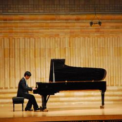 Catch piano