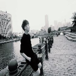 동 원