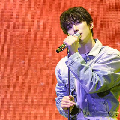 Lee Junho Blad