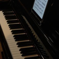 hwupiano