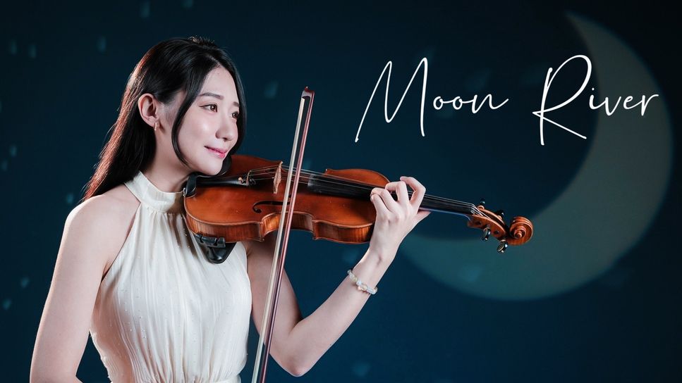 Audrey Hepburn - Moon River (Breakfast at Tiffany's OST) by 黃品舒Kathie Violin